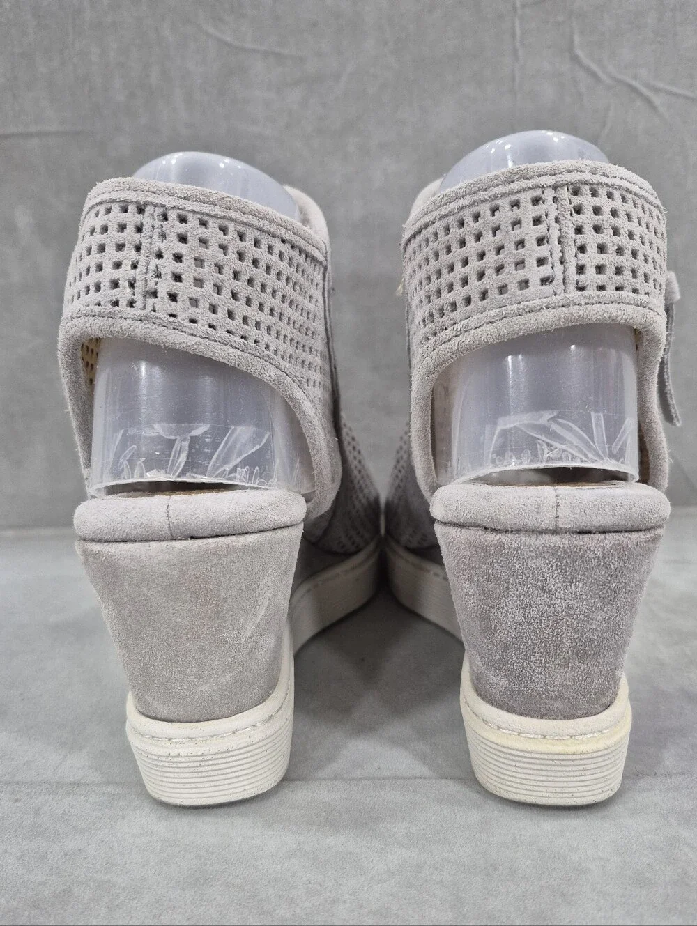 Sofft Saydee  wedge sandals women's 8M gray perforated suede leather side zip